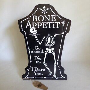 NEW 16” CRADLE TO GRAVE CURIOSITIES HALLOWEEN BONE APPETIT BUFFET TABLE SIGN